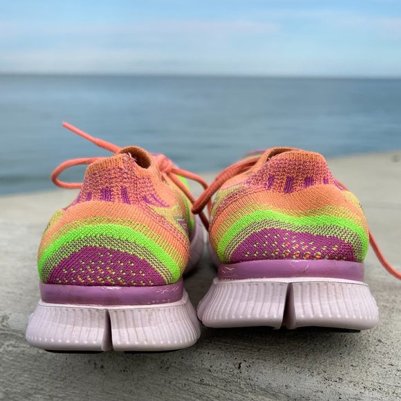 Nike Free 5.0 Flyknit Women's Size 8 Running Shoe Rainbow Atomic Pink - Picture 6 of 9